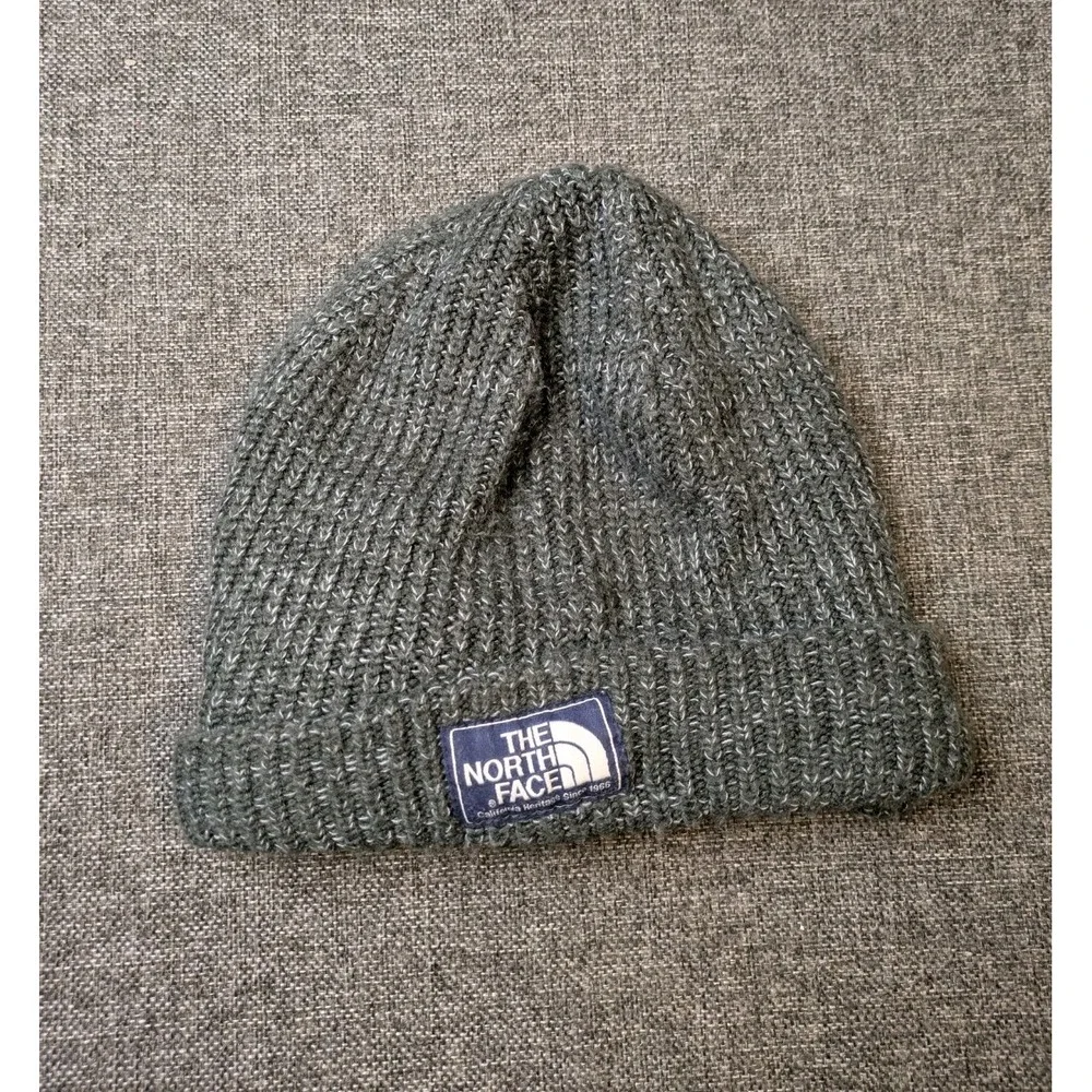 The North Face Unisex Adult Knit Beanie Hat Gray Winter Hiking Outdoors Logo